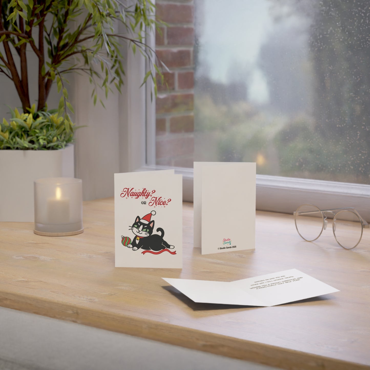 Naughty Santa Cat Greeting Cards (1, 10, 30, and 50pcs)